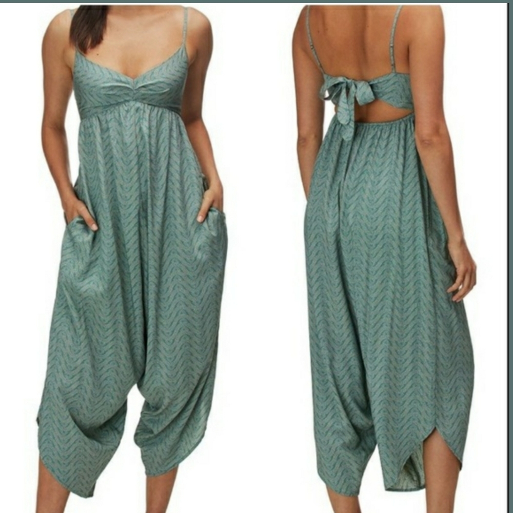 Patagonia wildflower jumpsuit - Picture 2 of 4
